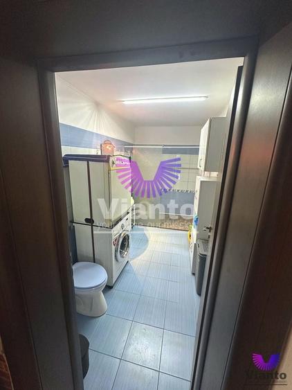 Casă cu 6 camere cu Canalizare în Șelimbăr