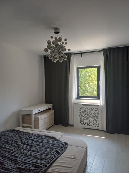 Casă cu 4 camere cu Teren 457 Mp în Măgurele
