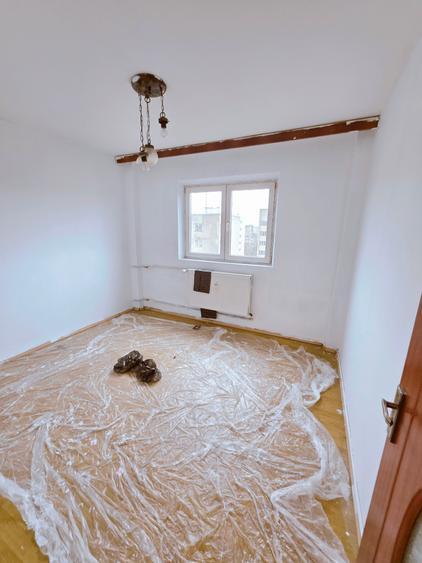 Drumul Taberei Favorit Haiducului etaj 9/10 bloc 1980 decomandat - 6