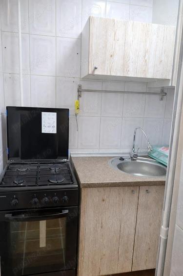 Garsoniera, renovata, confort 1, Virtutii, metrou Lujerului, tramvai 41 Orsova, str Dealul ?ugulea - 14