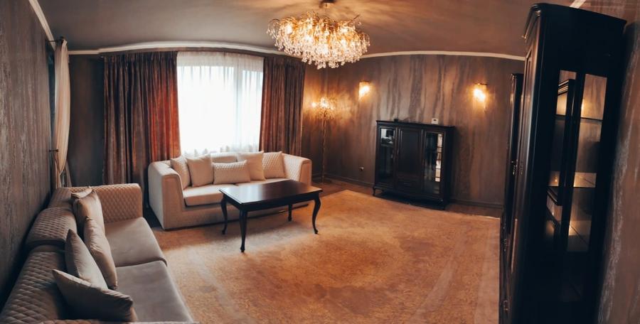 Penthouse Pitesti UltraCentral , mobilat / utilat Premium + Garaj ! - 2