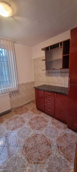 Apartament de vanzare - 5