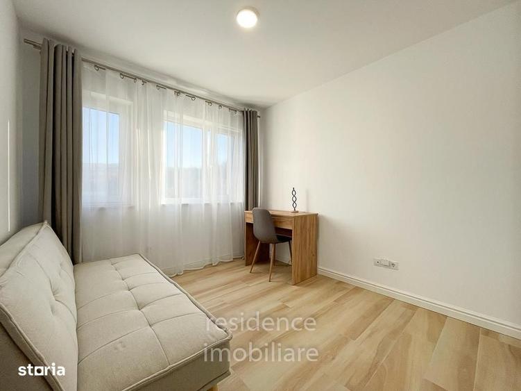 Apartament cu 4 camere semidecomandat în Borhanci