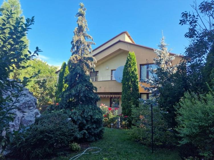 De Vanzare Vila Ultracentral Suceava - 1