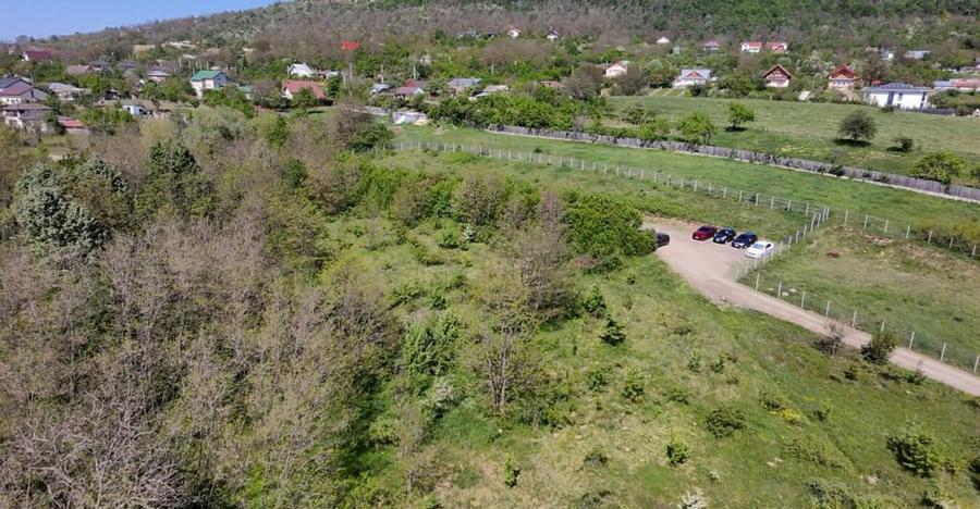 Teren de Vanzare 850 mp | Petrarie Burnova | Zona Ve - 2