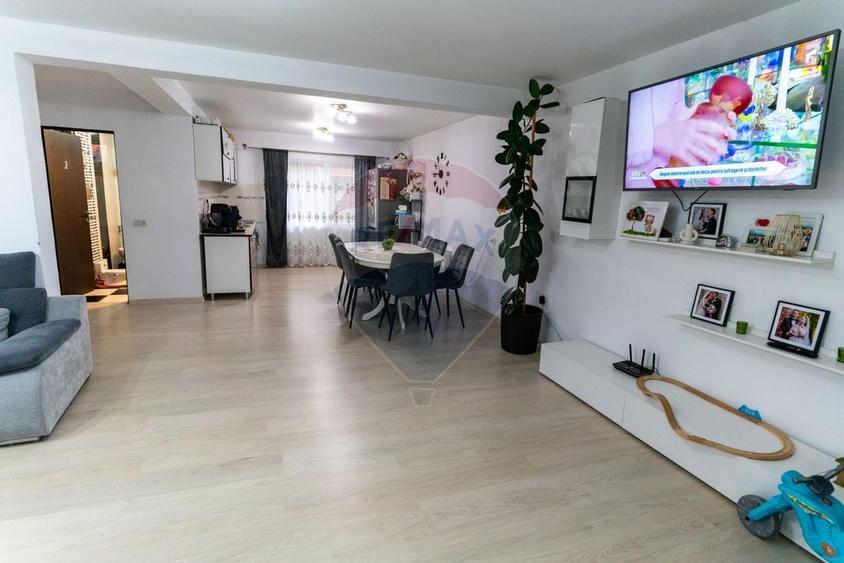 Casa / Vila deosebita de vanzare, Hateg jud. Hunedoara - 9