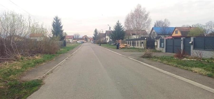 1.400 mp intravilan, in cartier tanar, cu drum deschis,energie la poarta, Prejme - 3