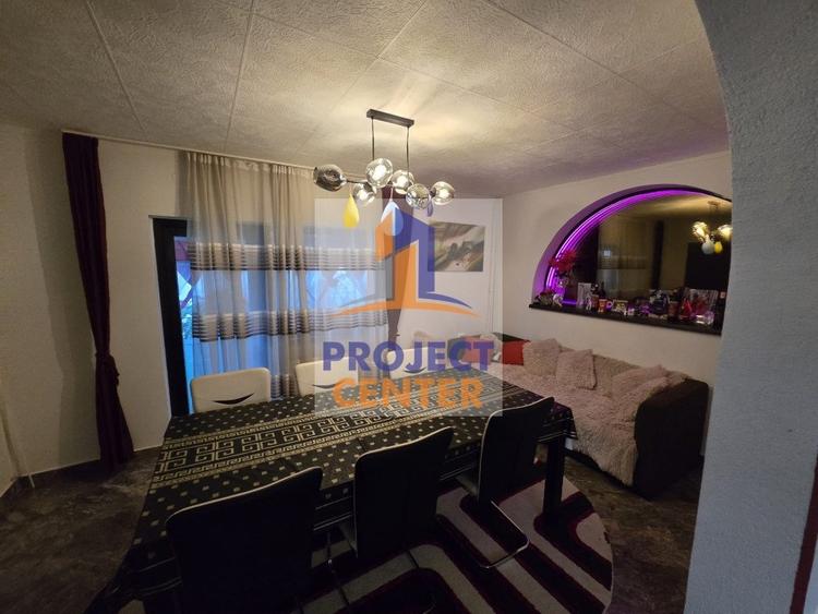 Vila Targul Saptamanal - 2