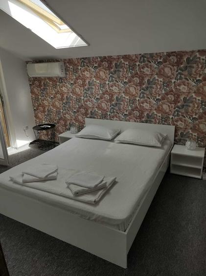 Apartament cu 2 camere decomandat în Exterior Vest