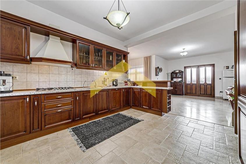 Vila cu 5 camere de vanzare zona Tabacovici - 5