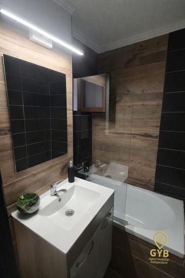 Apartament cu 2 camere,  renovat, etaj 2,  strada Iza - cu loc de parcare - 8