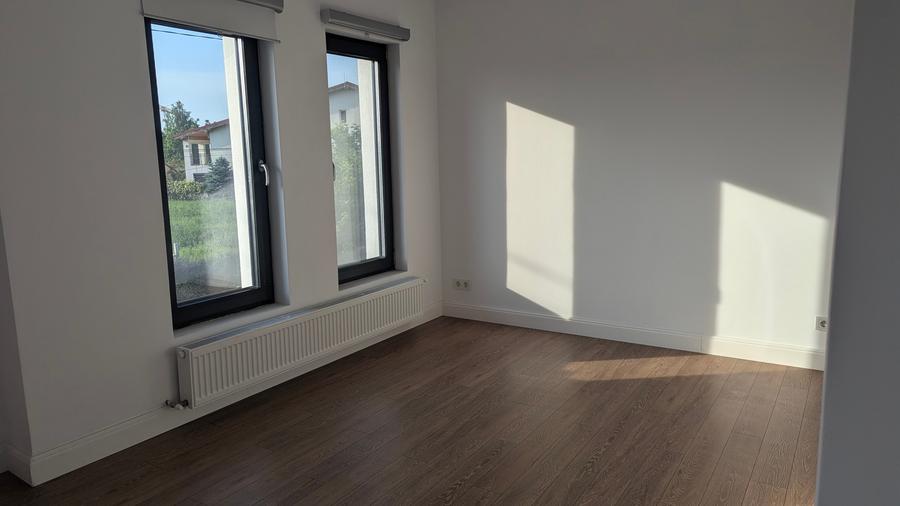 Casă de vânzare în Mogoșoaia – P+1, mobilată și utilată, cu ieșire la pădure - 26