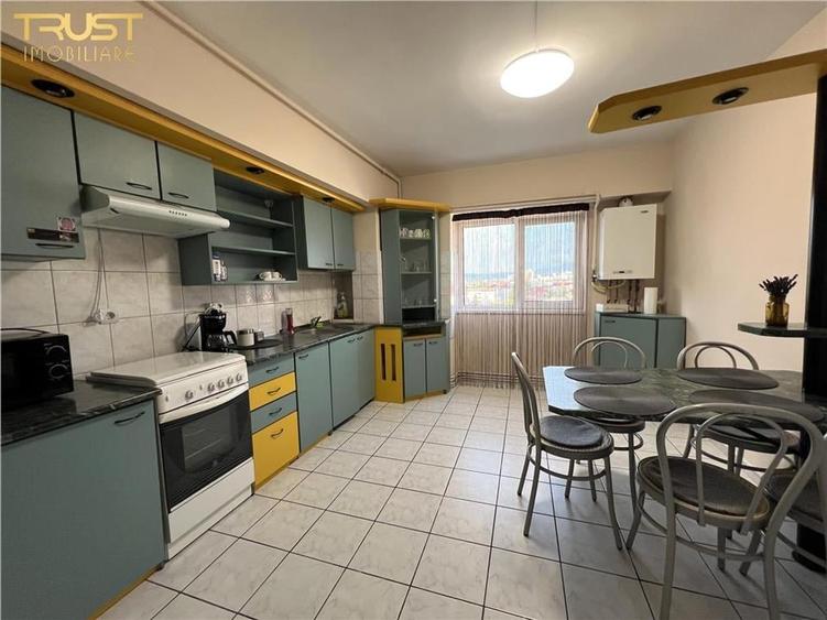 A3 camere l Decomandat | M. Eminescu l Etaj Intermediar - 2