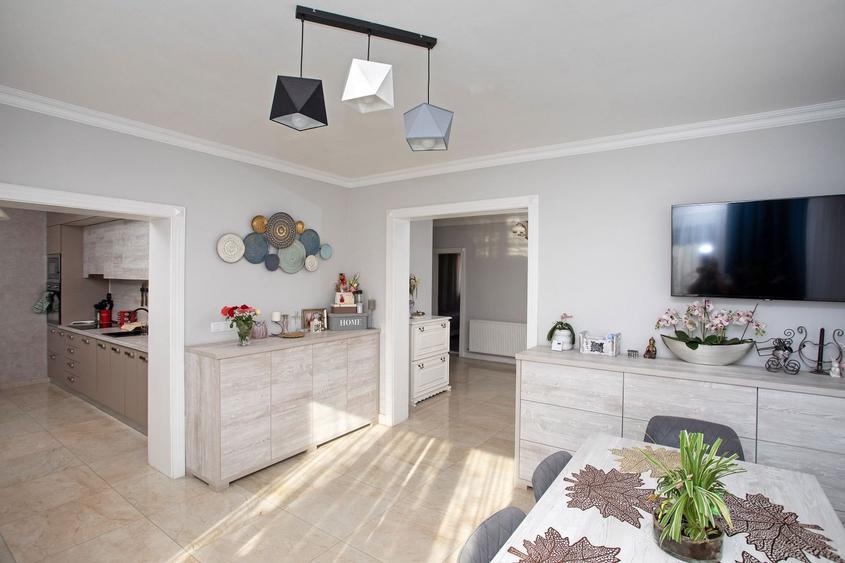 Vilă P+M, Clujului, 190 mp, teren 520 mp, singur în curte. 225 000 E - 16