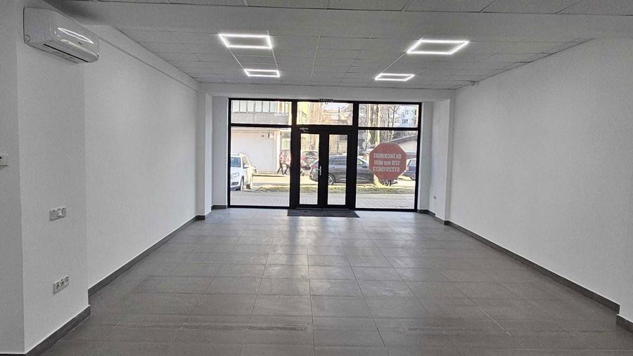 DE INCHIRIAT - Spatiu comercial ultracentral 120 mp - 2