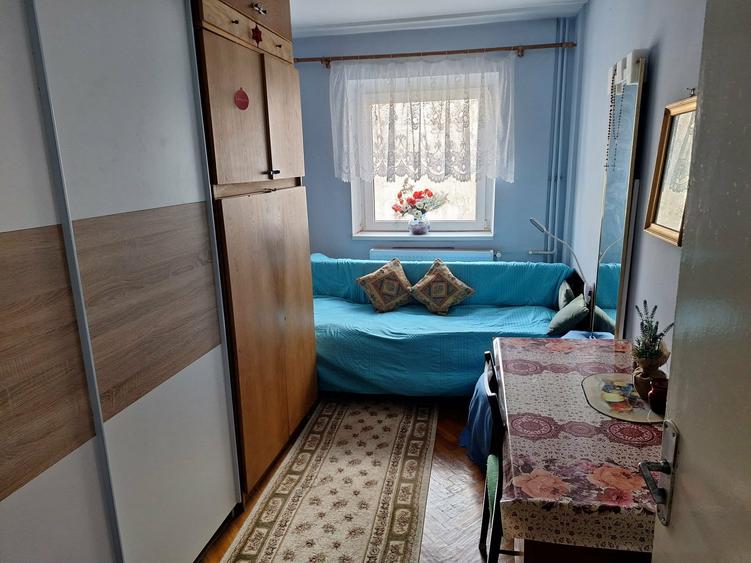 Sat Vacanta ,3 camere decomandat, Bloc stradal, 65mp, Centrala termica - 5