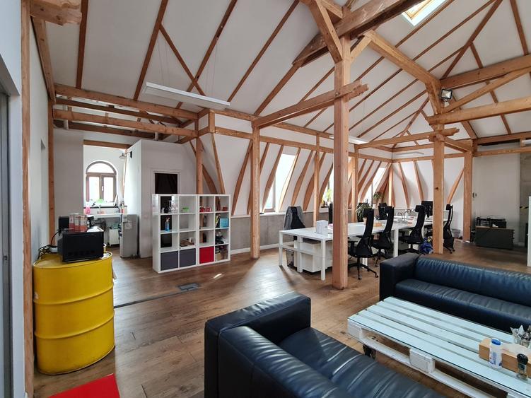 Mansardă Excepțională în Vila Istorică, Universitate - 2 locuri de parcare - 8