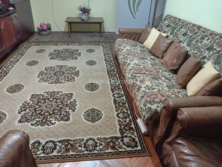 Apartament 4 camere zona Piata Mare
