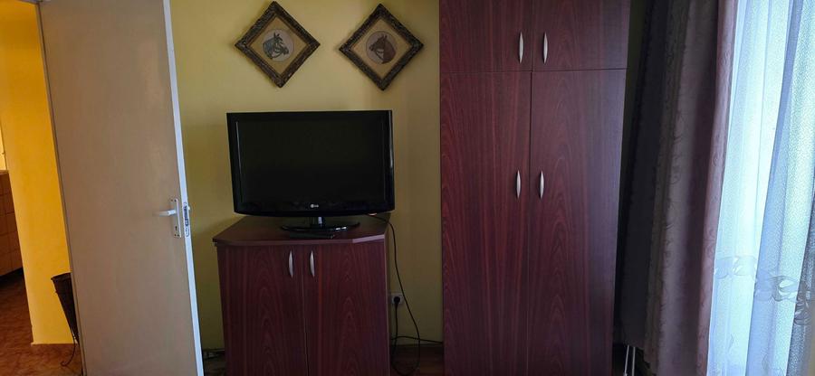 Inchiriez Apartament 2 Camere Ultracentral cu Balcon - 1