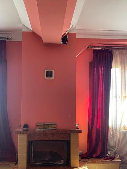 Casă de vânzare cu etaj  - 10