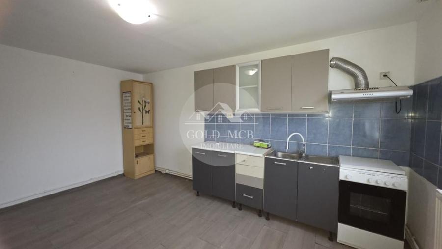 Casa 4 camere Stefanestii de jos-Cretuleasca - 10