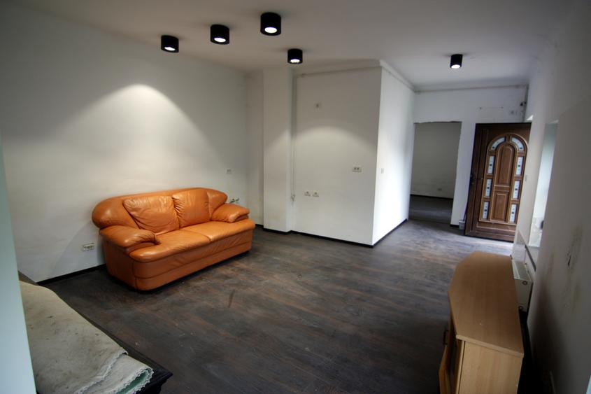 Proprietate renovata, ideala Apart-Hotel, Clinica, Birouri, curte generoasa. - 6