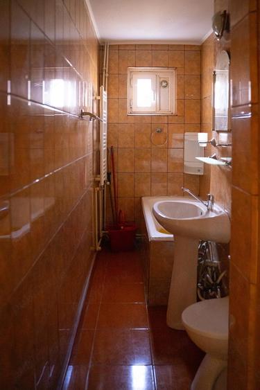 Vanzare Apartament 3 camere, Alexandria, zona centrala - 7