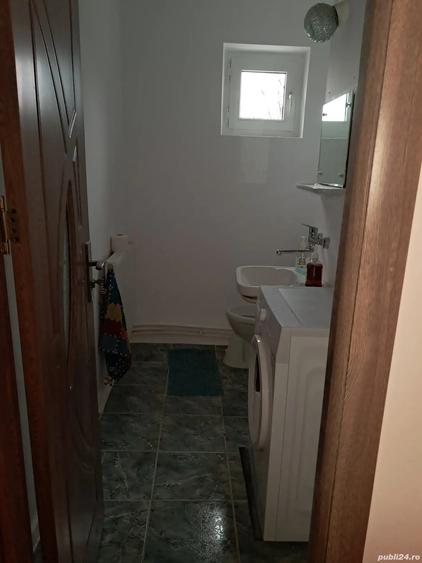 Proprietar inchiriez apartament cu 3 camere decomandat si utilat cu centrala proprie!! Brazda lui No - 3