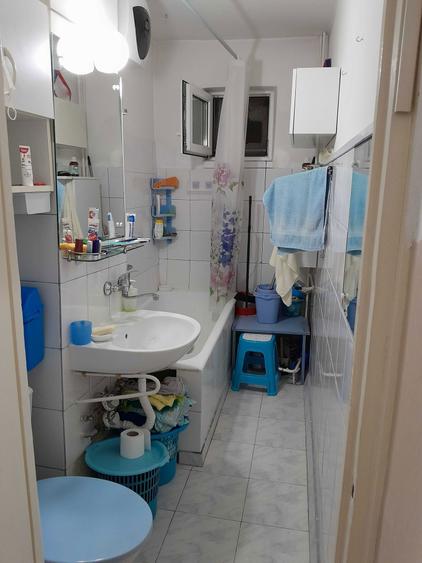 Apartament de vanzare 2 camere, cf. 2, et. 2/4 , zona Vest OMV - 2