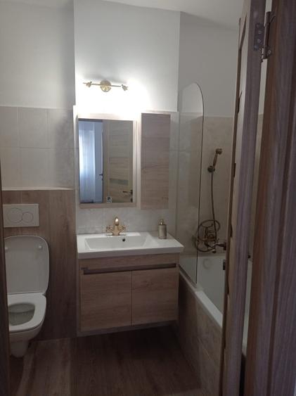 Centrul Civic - apartament 2 camere - loc de parcare propriu  - 5