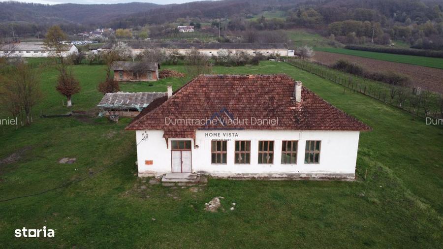 Cladire spatiu comercial (Brutarie)  in comuna Băiculești