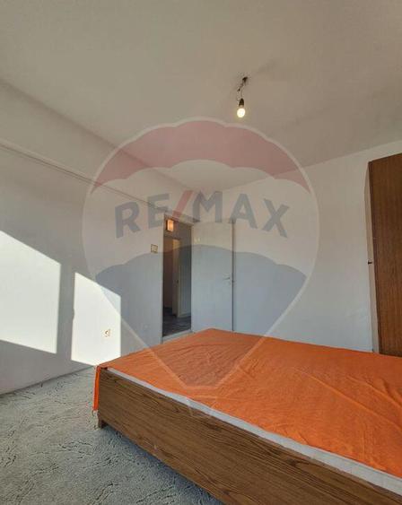 Apartament cu 3 camere de vanzare in zona Vitrometan - 4