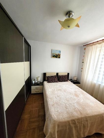 Apartament 2 camere decomandat, cartier Micro 5 - 4