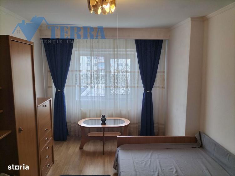 Garsoniera Robea - Etaj 2 - Centrala proprie - Fara comision - 2