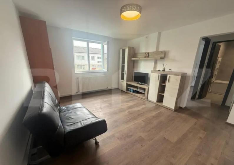 Apartament 2 camere, 44 mp, zona Micro 6 - 1