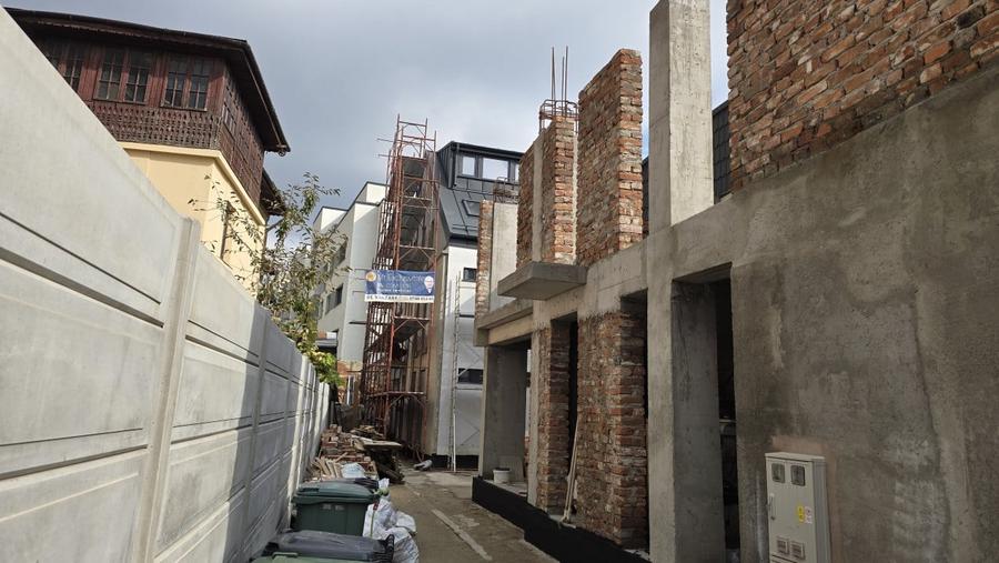 Constructie noua aproape de Unirii - 1