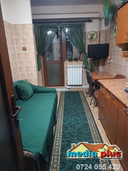 De vânzare – apartament cu 3 camere, Tiglina II, str. Doja - 5