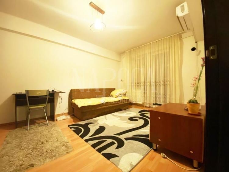Apartament o camera de vanzare in Centru, Cluj Napoca - 1