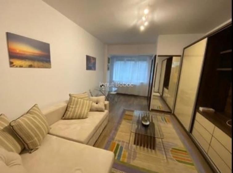 Garsoniera Piata Sudului