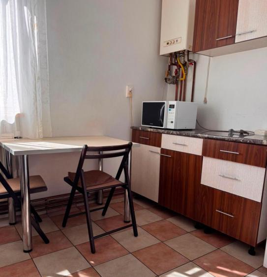 Apartament cu 2 camere semidecomandat în Gară