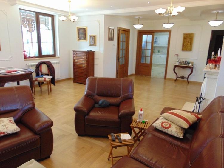 FARA COMISIOANE linga padure Vila 7 camere mobilata 4 bai 2 terase pe 1600mp - 1