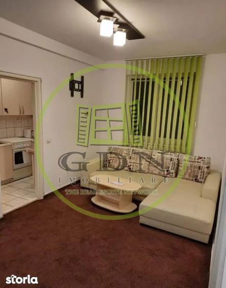 Apartament 2 camere ?trand, bloc linistit, etaj 1 - 8