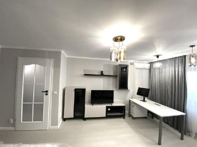 Garsonieră 13 Septembrie , 42 mp, ultrafinisată, totul nou, ideală pt student - 1