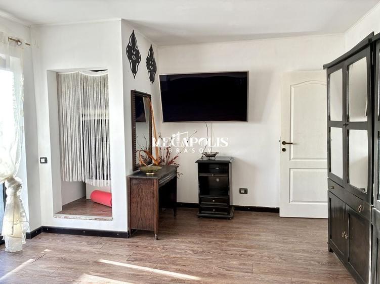 Casă / Ghimbav / 4 camere / Curte privată / Terasă - 31