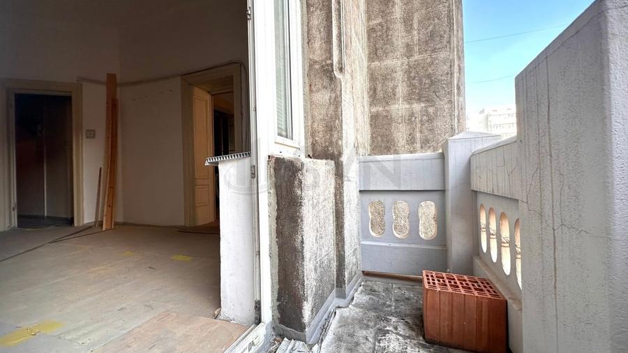 REA1025245 Apartament 5 camere de vanzare Universitate - 4