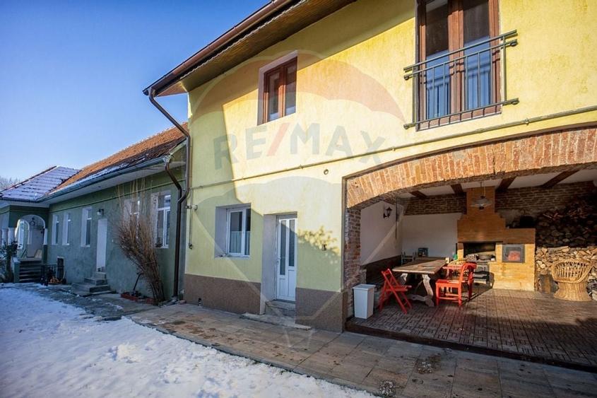 Casă cu două corpuri, teren 835 mp, str. I.L. Caragiale, Râșnov - 8