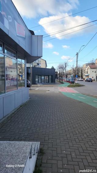 Spatiu Comercial - Zona de Trafic Intens - 2