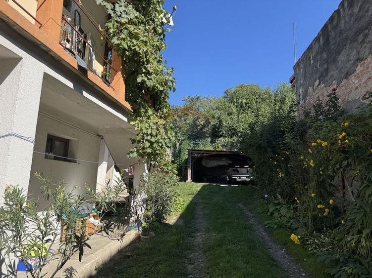 Apartament 2 camere in curte comuna - Turda, str. Avram Iancu, central - 1