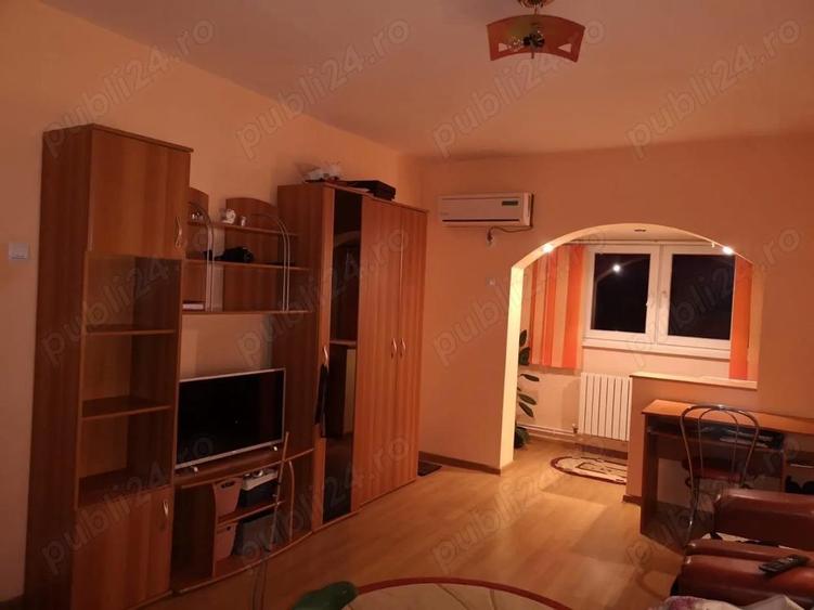 De inchiriat garsoniera zona PETROM - 2