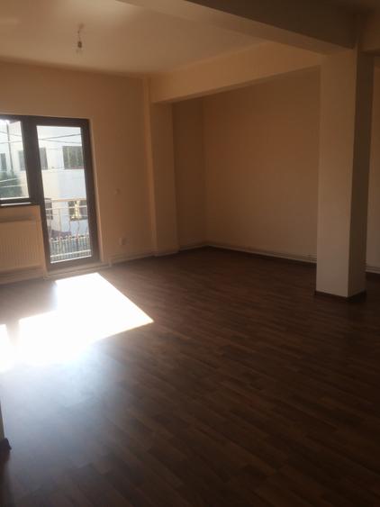 Vila 2005,metrou Brancoveanu 14 min, P+1, su 200mp, 5 camere,3 bai, teren 200 mp - 3